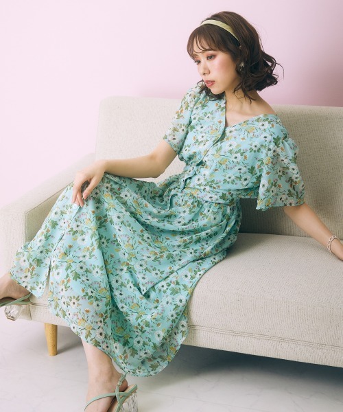 marun（マルン）の「＜大きいサイズ＞ フラワープリントワンピース marun（ワンピース・レディース・グリーン/ブラック・L/LL/3L/4L/5L）」の3枚目の写真