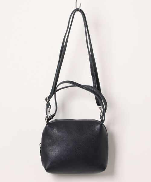 MARLON FIRENZE(マーロンフィレンツェ)の「2Way Shoulder Bag(ショルダーバッグ・レディース・ベージュ/キャメル/ゴールド/レッド/シルバー/ブラウン/ライトベージュ/グレー/グレイッシュブルー/ライトピンク/ブラック/ライトグレー/サックスブルー/レモンイエロー/ネイビー・ONE SIZE)」の7枚目の写真