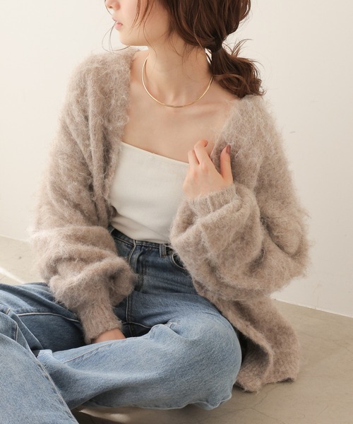 frames RAY CASSIN(フレームスレイカズン)の「大人可愛い、万能アイテム。ミックスシャギーニットVネックカーディガン(カーディガン/ボレロ・レディース・イエロー/ブルー/ミント/モカ/キナリ/ブラック/グレー・FREE)」の11枚目の写真