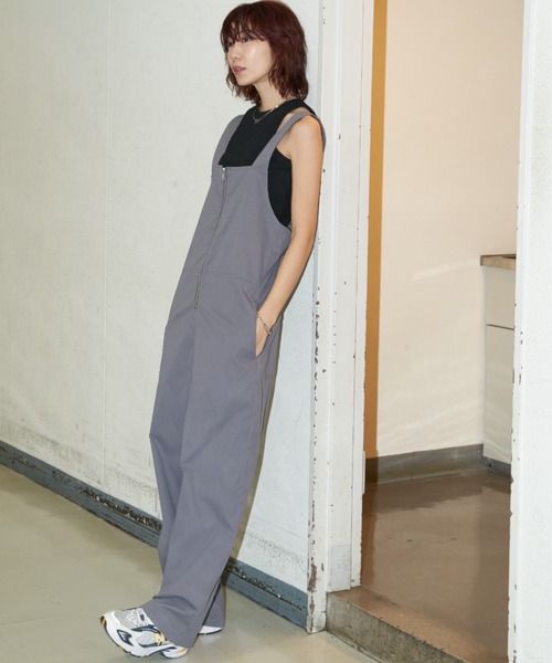 Auntie Rosa Holiday（アンティローザホリデー）の「フロントジップ