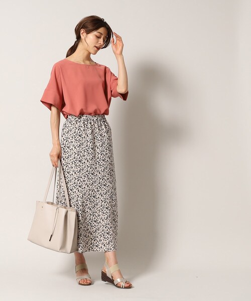 DRESKIP(ドレスキップ)の「◆女性らしさが光る フラワープリント マーメイドスカート(スカート・レディース・ベージュ系その他3/ライトイエロー系1/ブラック系・04/02/03)」の15枚目の写真