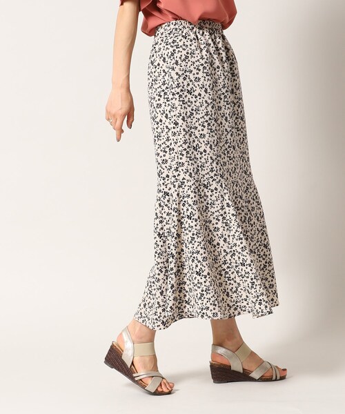 DRESKIP(ドレスキップ)の「◆女性らしさが光る フラワープリント マーメイドスカート(スカート・レディース・ベージュ系その他3/ライトイエロー系1/ブラック系・04/02/03)」の19枚目の写真