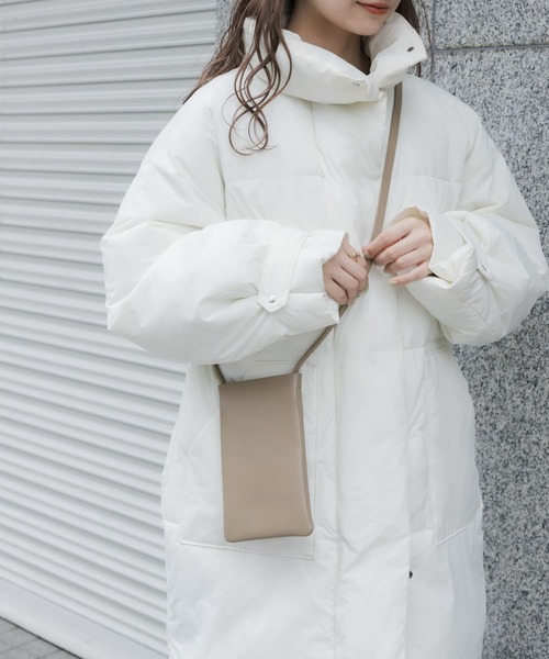 SMELLY（スメリー）の「スクエアミニショルダー（ショルダーバッグ・レディース・ベージュ/アイボリー/ブラック・-）」の13枚目の写真