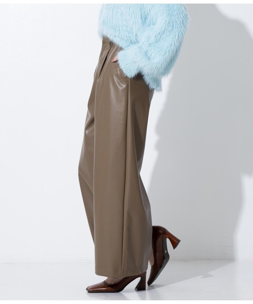 Settimissimo（セッティミッシモ）の「レザータッチタックワイドパンツ（その他パンツ・レディース・モカ/ブラック・FREE）」の19枚目の写真