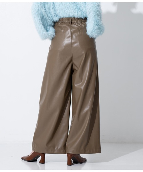 Settimissimo（セッティミッシモ）の「レザータッチタックワイドパンツ（その他パンツ・レディース・モカ/ブラック・FREE）」の18枚目の写真