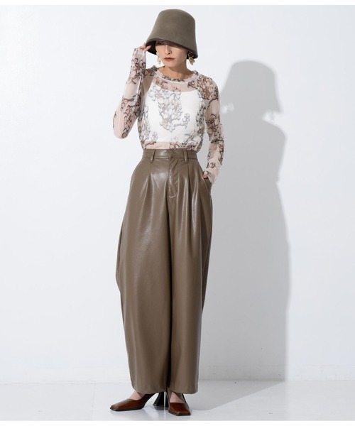 Settimissimo（セッティミッシモ）の「レザータッチタックワイドパンツ（その他パンツ・レディース・モカ/ブラック・FREE）」の14枚目の写真