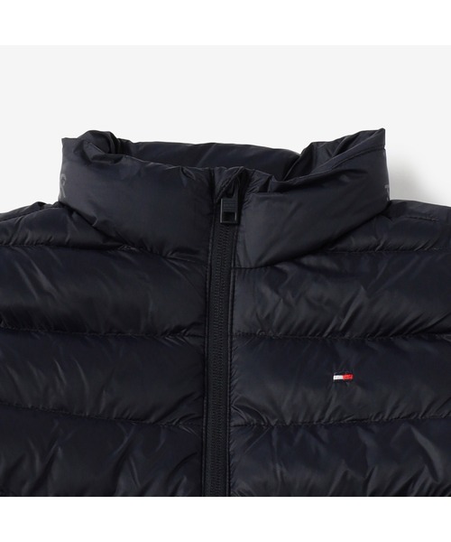 TOMMY HILFIGER(トミーヒルフィガー)の「KIDS ユニセックスエッセンシャルジャケット(ダウンジャケット/コート・キッズ・レッド/ネイビー/ピンク・130cm/140cm/160cm/150cm/90cm/120cm)」の6枚目の写真