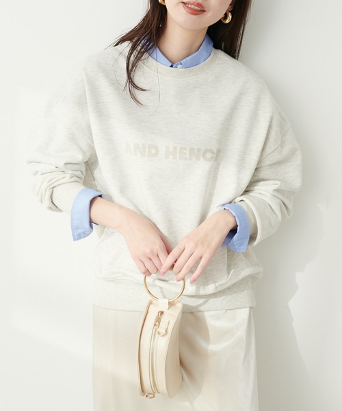 natural couture（ナチュラルクチュール）の「カレッジロゴ裏毛プルオーバー（スウェット・レディース・ボルドー/ネイビー/オートミール/ライトベージュ・FREE）」の5枚目の写真