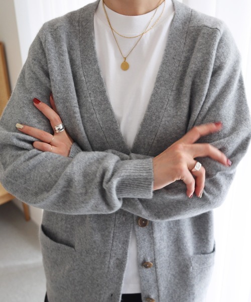 evernavy(エバーネイビー)の「ヘアリーニットカーディガン(カーディガン/ボレロ・レディース・グレー/ネイビー/ブラック/ベージュ・M)」の5枚目の写真