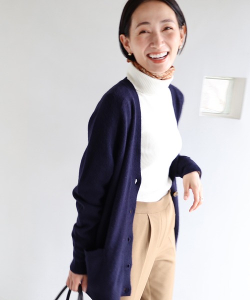 evernavy(エバーネイビー)の「ヘアリーニットカーディガン(カーディガン/ボレロ・レディース・グレー/ネイビー/ブラック/ベージュ・M)」の7枚目の写真