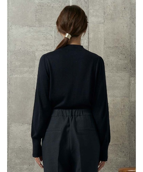 Perfect Suit FActory（パーフェクトスーツファクトリー）の「イタリー糸　ハイネックニット　オフホワイト/イエロー/サックス/ネイビー/ワイン（ニット/セーター・レディース・オフホワイト/サックスブルー/ワイン/イエロー/ネイビー・L/M/S）」の16枚目の写真