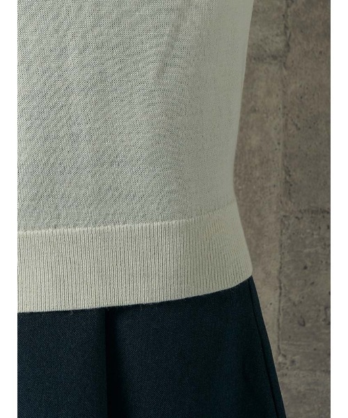 Perfect Suit FActory（パーフェクトスーツファクトリー）の「イタリー糸　ハイネックニット　オフホワイト/イエロー/サックス/ネイビー/ワイン（ニット/セーター・レディース・オフホワイト/サックスブルー/ワイン/イエロー/ネイビー・L/M/S）」の13枚目の写真