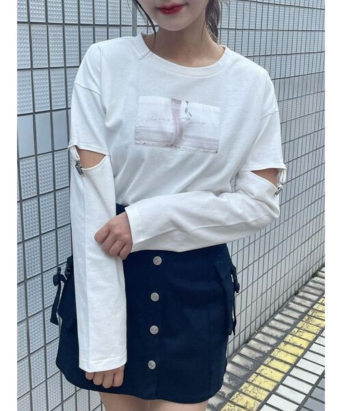 EATME（イートミー）の「ガーターデザインカットアウトTシャツ（Tシャツ/カットソー・レディース・オフホワイト/ブルー/ブラック・FREE）」の17枚目の写真