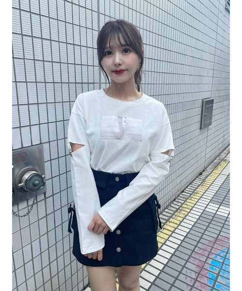 EATME（イートミー）の「ガーターデザインカットアウトTシャツ（Tシャツ/カットソー・レディース・オフホワイト/ブルー/ブラック・FREE）」の18枚目の写真