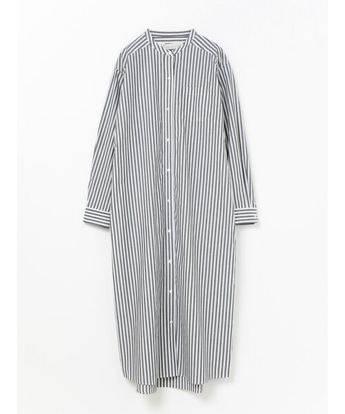 MidiUmi（ミディウミ）の「MidiUmi ワイドシャツワンピース（シャツワンピース・レディース・ブラック/オフホワイト/ブルー・FREE）」の2枚目の写真