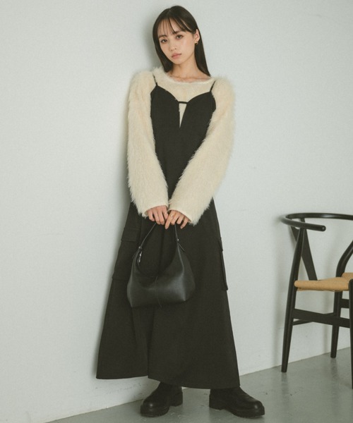 VANNIE U(ヴァニーユー)の「アウトポケットキャミワンピース(ワンピース・レディース・ブラック/グレー・FREE)」の4枚目の写真