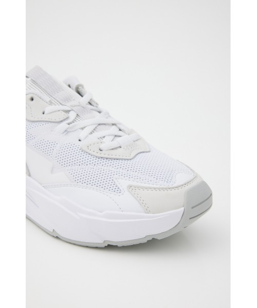 PUMA（プーマ）の「スピナ ニトロ ベーシック ウィメンズ スニーカー（スニーカー・レディース・ホワイト/ブラック・24.5cm/23.5cm/24cm/23cm/25cm）」の8枚目の写真
