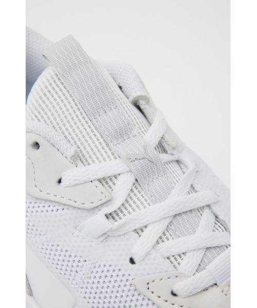 PUMA（プーマ）の「スピナ ニトロ ベーシック ウィメンズ スニーカー（スニーカー・レディース・ホワイト/ブラック・24.5cm/23.5cm/24cm/23cm/25cm）」の10枚目の写真