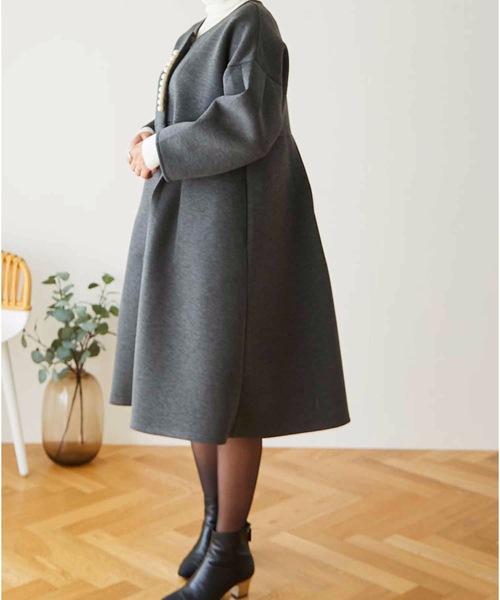 パール付き ボンディング ノーカラーフレアコート（ノーカラーコート