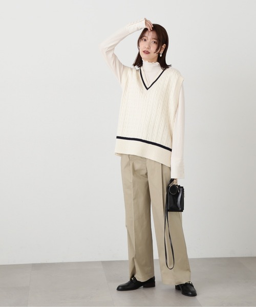 N.（N. Natural Beauty Basic）（エヌエヌナチュラルビューティーベーシック）の「【S Size Line】◆ストレートタックパンツ（スラックス・レディース・ブラック/ベージュ/チャコールグレー・SMALL/MEDIUM）」の21枚目の写真