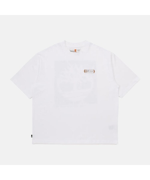 Timberland（ティンバーランド）の「オールジェンダー 半袖 TOKYO CITY Tシャツ（Tシャツ/カットソー・メンズ・ホワイト/ブラック・XX-LARGE/X-SMALL/SMALL/MEDIUM/LARGE/X-LARGE）」の2枚目の写真