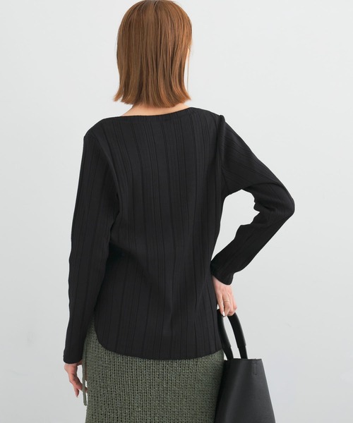 URBAN RESEARCH ROSSO WOMEN（アーバンリサーチ　ロッソ）の「UVカットラウンドヘムテレコプルオーバー（Tシャツ/カットソー・レディース・ブラック/オフホワイト/ベージュ系その他・FREE）」の13枚目の写真