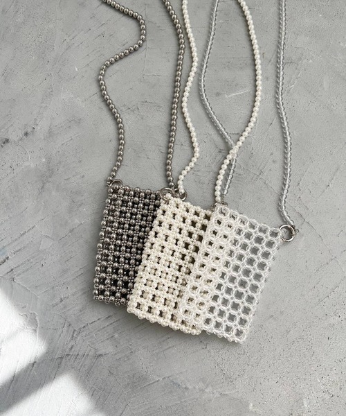 Me%（ミィパーセント）の「2WAYスマホビーズポーチ 104972（ショルダーバッグ・レディース・クリア/ホワイト/シルバー・FREE）」の4枚目の写真