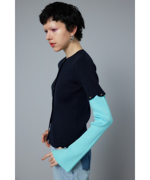 HeRIN.CYE(ヘリンドットサイ)の「Short many way cardigan ショートメニーウェイカーディガン(カーディガン/ボレロ・レディース・ネイビー/ブルー・FREE)」の9枚目の写真