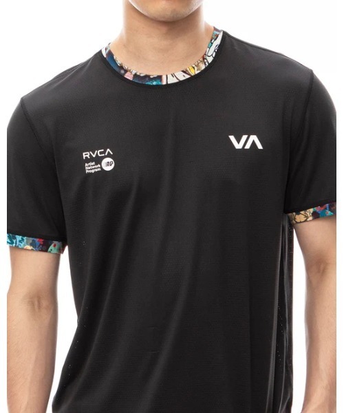 【セール】RVCA SPORT メンズ 【SAGE VAUGHN】 SAGE VAUGHN RVCA RUNNER SS ラッシュガード 【2024年春夏モデル】/ルーカ半袖ラッシュガード(水着)（ラッシュガード）｜RVCA（ルーカ）