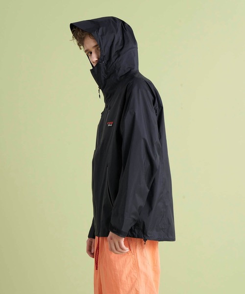 NANGA(ナンガ)の「AURORA TEX 2.5LAYER TREK SHELL PARKA/オーロラテックス 2.5レイヤー トレックシェルパーカー(ナイロンジャケット・メンズ・ブラック/カーキ・M/L/XL/S)」の5枚目の写真