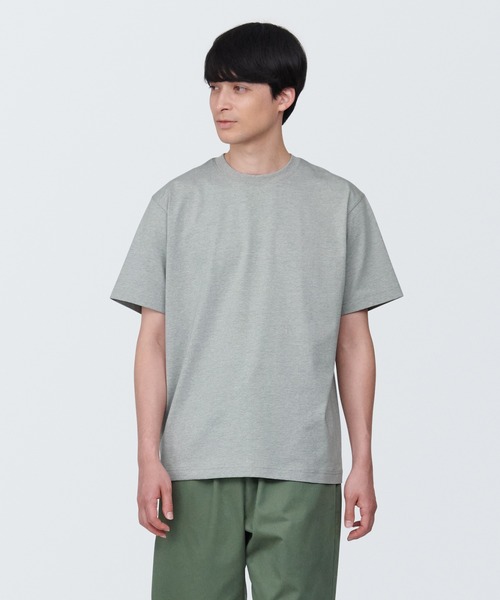 無印良品(ムジルシリョウヒン)の「紳士 天竺編みクルーネック半袖Tシャツ(Tシャツ/カットソー・メンズ・オレンジ/ホワイト/ピンク/グリーン/ブラック/グレー/ブルー/ネイビー系/ボルドー/イエロー系2/ダークグリーン・S/M/L/XL/XS)」の3枚目の写真