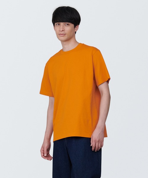 無印良品(ムジルシリョウヒン)の「紳士 天竺編みクルーネック半袖Tシャツ(Tシャツ/カットソー・メンズ・オレンジ/ホワイト/ピンク/グリーン/ブラック/グレー/ブルー/ネイビー系/ボルドー/イエロー系2/ダークグリーン・S/M/L/XL/XS)」の11枚目の写真