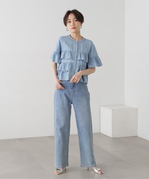 N.（N. Natural Beauty Basic）（エヌエヌナチュラルビューティーベーシック）の「◆フロントボタンラッフルブラウス（シャツ/ブラウス・レディース・ライトブルー/オフホワイト/ブラック系その他・MEDIUM）」の9枚目の写真