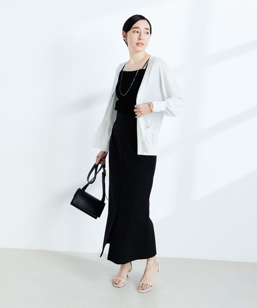 NOLLEY’S Sophi（ノーリーズソフィ）の「《手洗い可能》ラメシアーVネックカーディガン（カーディガン/ボレロ・レディース・ゴールド/シルバー・38）」の9枚目の写真