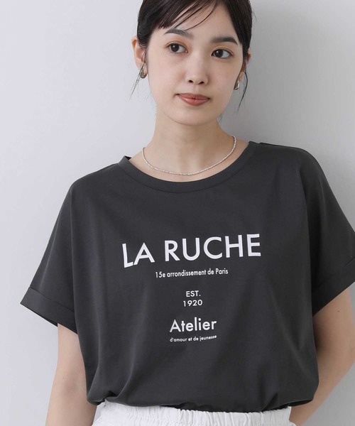 Gready Brilliant(グレディブリリアン)の「LARUCHEクルーネックTシャツ(Tシャツ/カットソー・レディース・オフホワイト/チャコールグレー・38)」の1枚目の写真