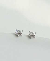スクエアキュービックピアス