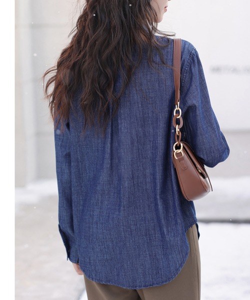 aimoha（アイモハ）の「レトロデニムシャツ（シャツ/ブラウス・レディース・ネイビー・MEDIUM/LARGE/SMALL）」の9枚目の写真