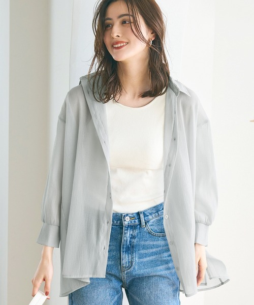 coca(coca)(コカ)の「ふんわりシアーシャツ(シャツ/ブラウス・レディース・ベージュ/グレー/アイボリー/グレイッシュベージュ/ライトブルー/ブラック・S/M/L)」の3枚目の写真