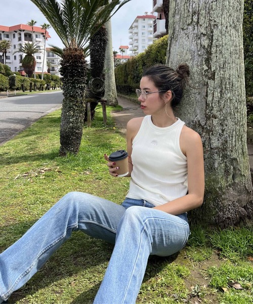 ROXY(ロキシー)の「AZUL TANK/ロキシータンクトップ(タンクトップ・レディース・ホワイト/ターコイズブルー/ブラック系その他/ブラック/カーキ・MEDIUM/LARGE/SMALL)」の9枚目の写真