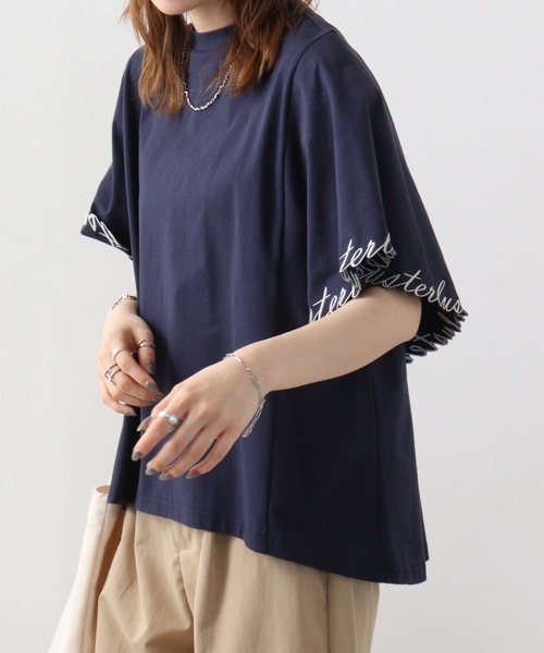 刺繍入りネイビーTシャツ フレアスリーブ ミモザの手刺繍が目を引く＊フレアスリーブ＊ゆったりデザイン