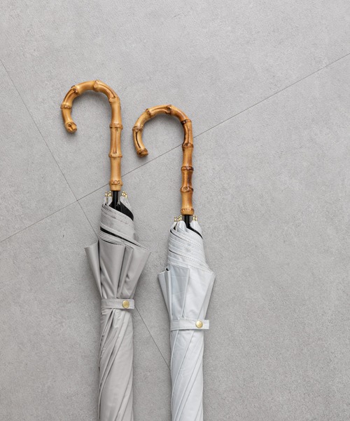 COLONY 2139（コロニートゥーワンスリーナイン）の「UVバンブーハンドル傘（長傘・レディース・グレー/アイボリー・FREE）」の3枚目の写真