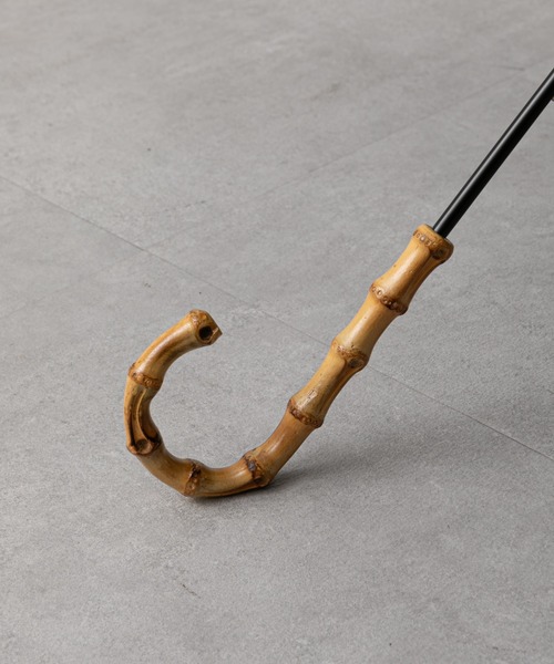 COLONY 2139（コロニートゥーワンスリーナイン）の「UVバンブーハンドル傘（長傘・レディース・グレー/アイボリー・FREE）」の5枚目の写真