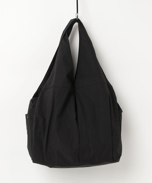 ALTROSE（アルトローズ）の「ALTROSE / ナイロン 大きめ トートバッグ トート ティム トラベル マザーズバッグ カジュアル/ #250109（トートバッグ・レディース・ブラック/カーキ/アイボリー/グレー/ベージュ・ONESIZE）」の6枚目の写真