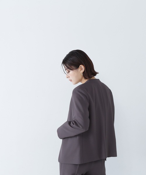 NATURAL BEAUTY BASIC(ナチュラルビューティーベーシック)の「◇<Peストレッチツイルセットアップ>ノーカラージャケット(ノーカラージャケット・レディース・ネイビー/チャコールグレー・LARGE/MEDIUM/SMALL)」の21枚目の写真