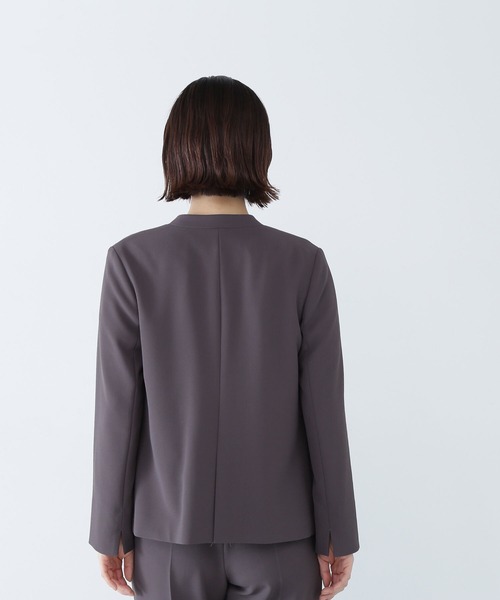 NATURAL BEAUTY BASIC(ナチュラルビューティーベーシック)の「◇<Peストレッチツイルセットアップ>ノーカラージャケット(ノーカラージャケット・レディース・ネイビー/チャコールグレー・LARGE/MEDIUM/SMALL)」の18枚目の写真