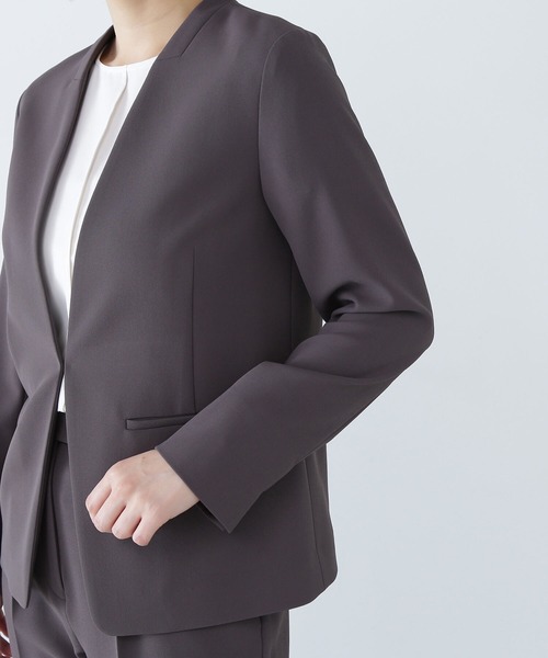 NATURAL BEAUTY BASIC(ナチュラルビューティーベーシック)の「◇<Peストレッチツイルセットアップ>ノーカラージャケット(ノーカラージャケット・レディース・ネイビー/チャコールグレー・LARGE/MEDIUM/SMALL)」の16枚目の写真