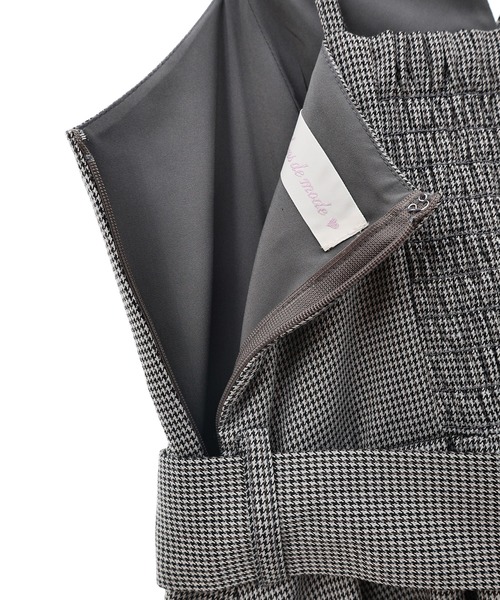 31 Sons de mode（トランテアン　ソン　ドゥ　モード）の「ミリタリー釦ジャンスカ（ジャンパースカート・レディース・モカ/グレー・36/38）」の5枚目の写真