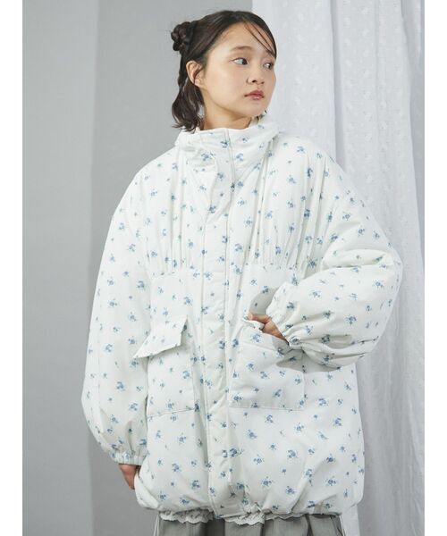 merry jenny(メリージェニー)の「flowerパファーコート(ブルゾン・レディース・ブラック/ブルー/ピンク・FREE)」の21枚目の写真