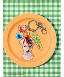 SESAME STREET（セサミストリート）の「カフェサンデーモチーフ アクリルキーホルダー（キーホルダー・キッズ）」
