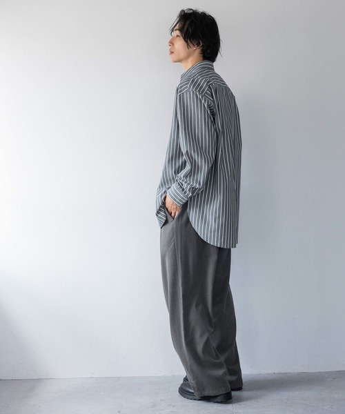 LOWRYS FARM（ローリーズファーム）の「ストライプシャツＬ／Ｓ　136889（シャツ/ブラウス・メンズ・ブルー/ブラック・MEDIUM/LARGE）」の5枚目の写真
